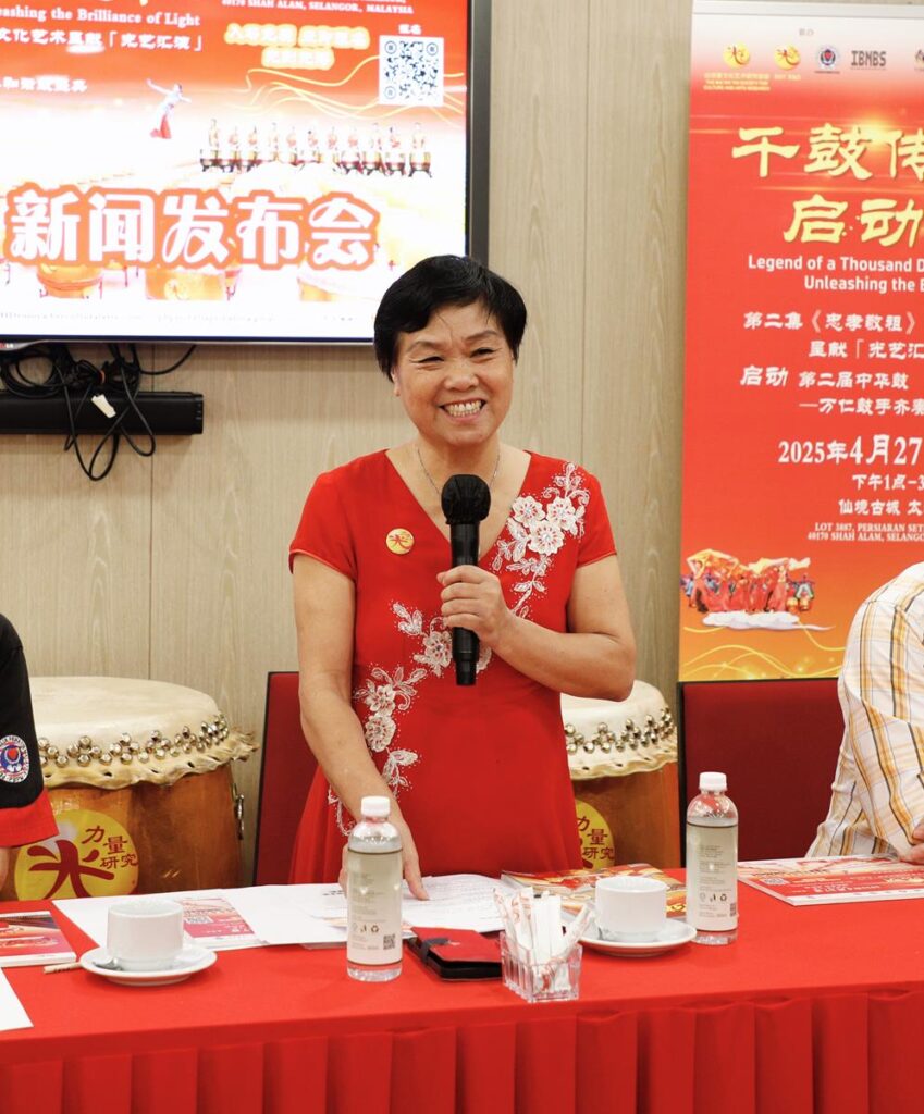 筹委会主席白世音院长—白世音文化艺术研究协会荣誉主席