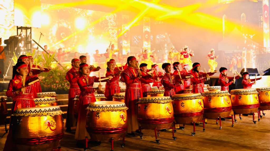 马来西亚吉隆坡市政局国庆盛典 白世音文化艺术研究协会受邀演出